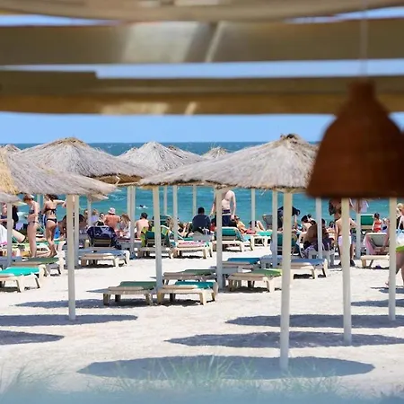 Infinity Summerland דירה מאמאיה